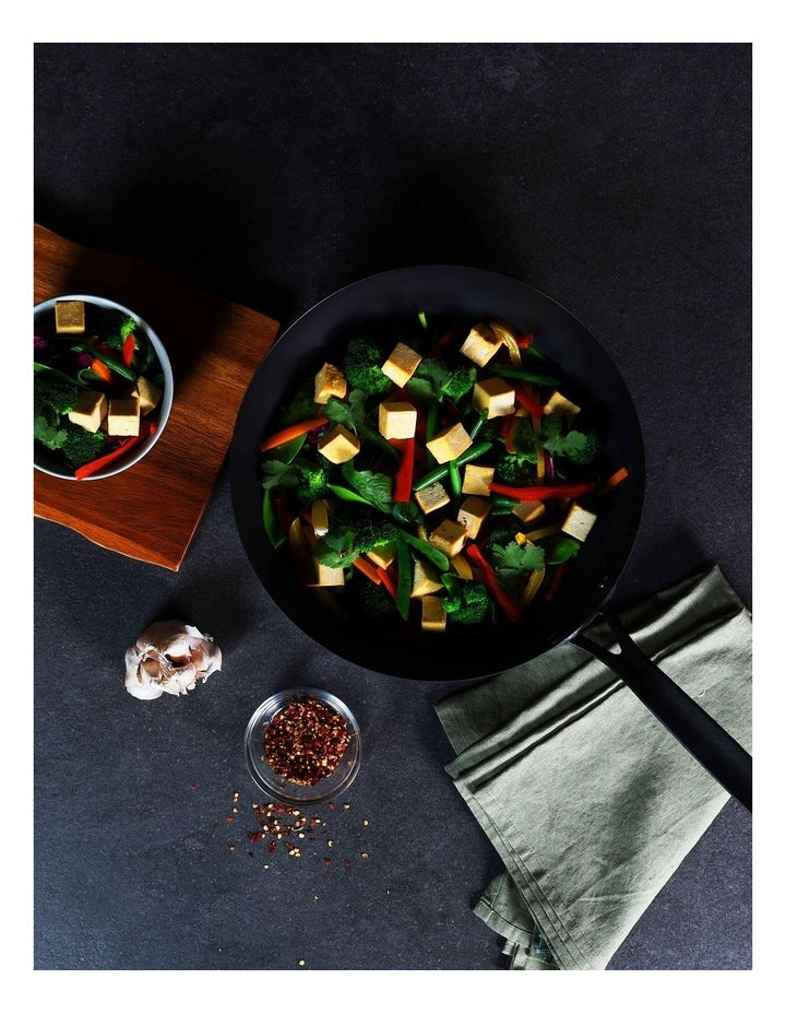Pre-Seasoned Carbon Steel Wok 30cm