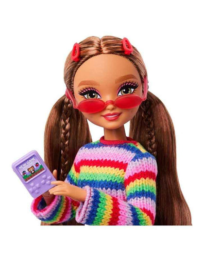 Barbie Dream Besties Weekend Getaway Teresa Fashion Doll with 7 Travel Themed Accessories