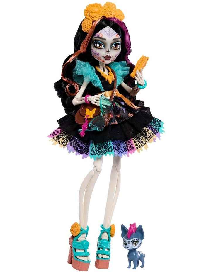 Monster High Skelita Calaveras Fashion Doll in Ruffled Dress with Pet Candelita and 7 Accessories