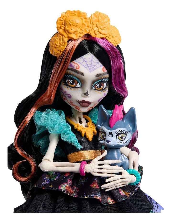 Monster High Skelita Calaveras Fashion Doll in Ruffled Dress with Pet Candelita and 7 Accessories