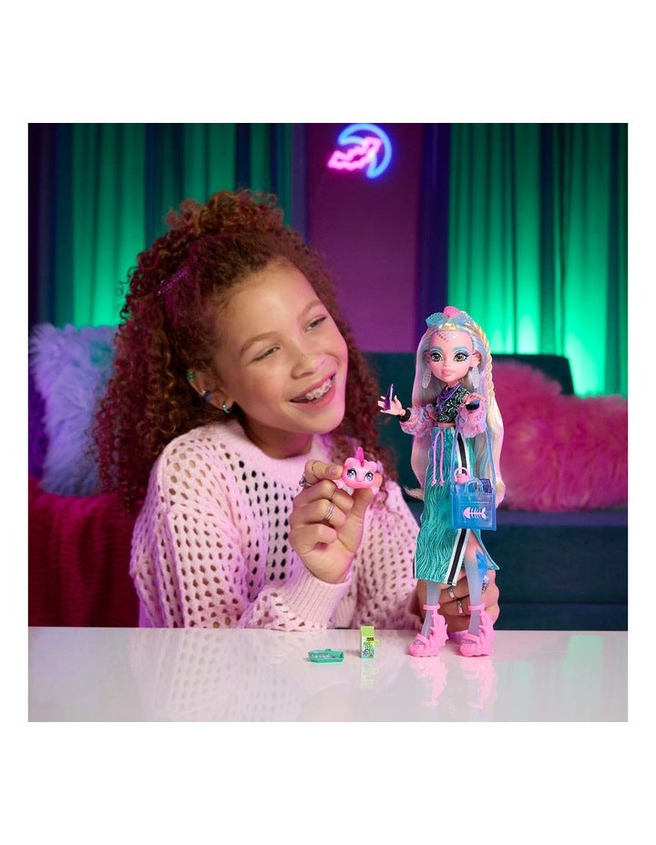Monster High Lagoona Blue Fashion Doll in Maxi Skirt with Pet Neptuna and 7 Accessories