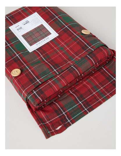 Heirloom Tartan Tablecloth 150 x 220cm in Red and Green