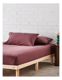 Stonewashed Cotton Pillowcase Pair in Wild Fig