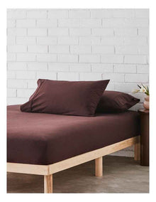 Stonewashed Cotton Pillowcase Pair in Bitter Chocolate