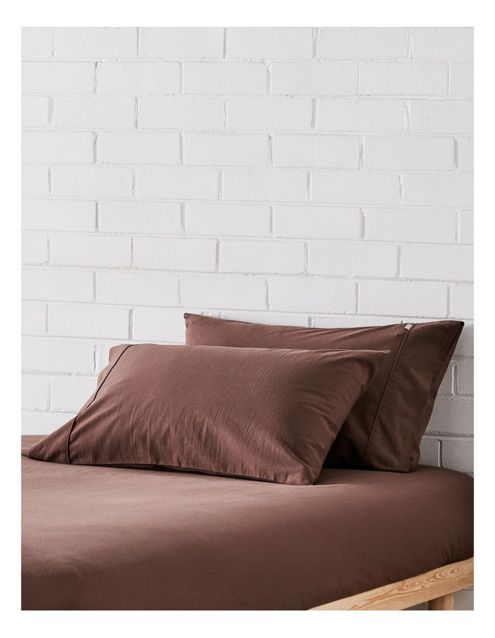 Stonewashed Cotton Pillowcase Pair in Milk Chocolate