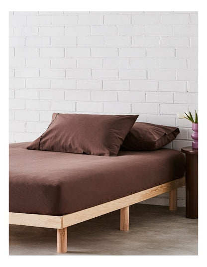 Stonewashed Cotton Pillowcase Pair in Milk Chocolate
