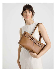 Kylie Tote Bag in Tan