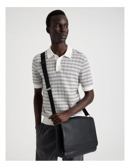 MESSENGER BAG BLACK