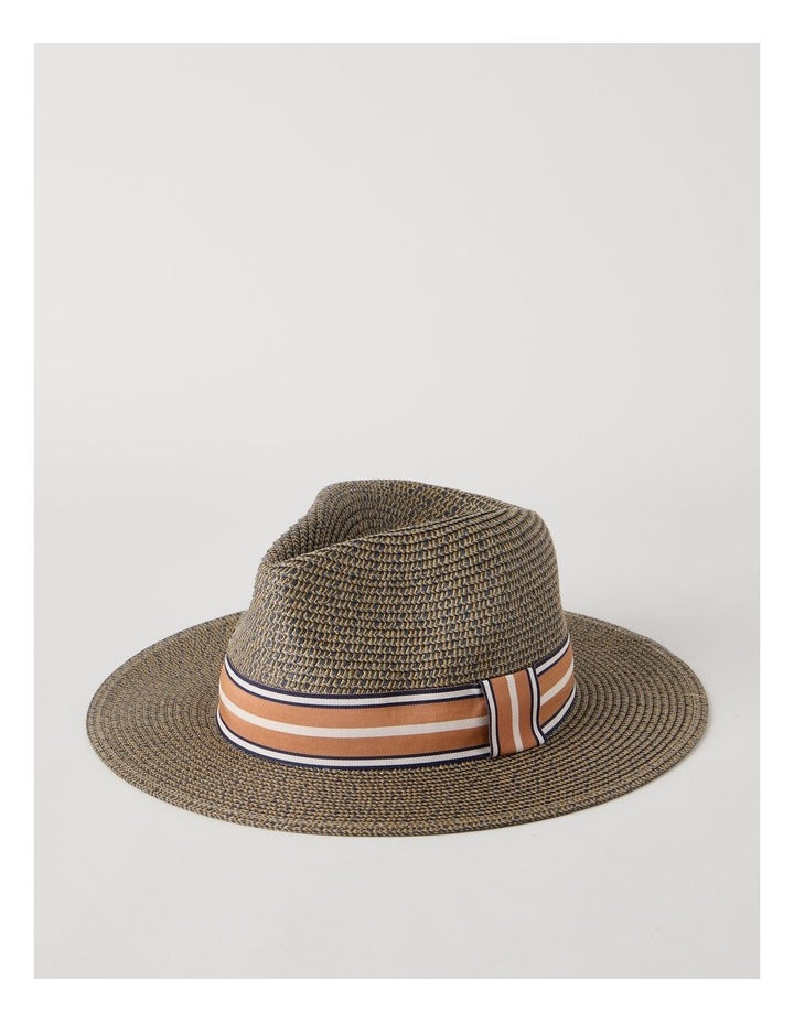 PANAMA HAT MOCHA