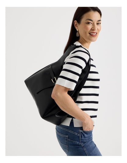 Hampton Shoulder Bag in Black