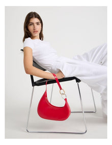 Bailey Shoulder Bag in Red
