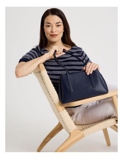 Linda Shoulder Bag in Navy