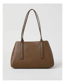 Linda Shoulder Bag in Tan