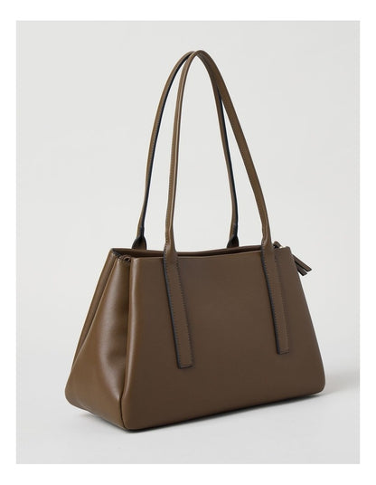 Linda Shoulder Bag in Tan