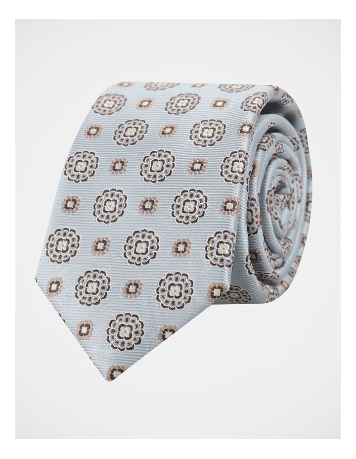 Medallion Tie