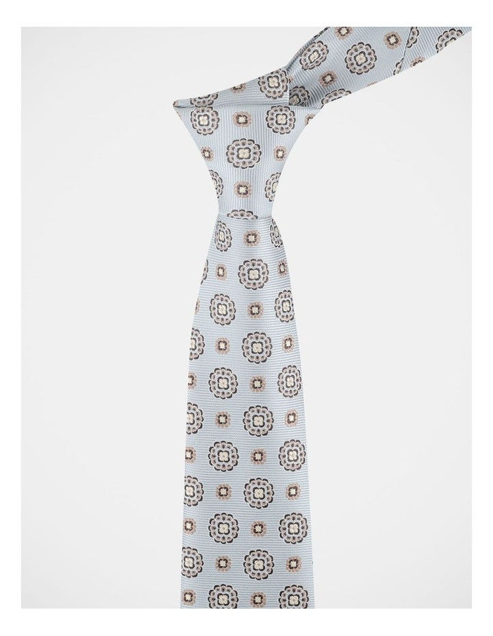 Medallion Tie