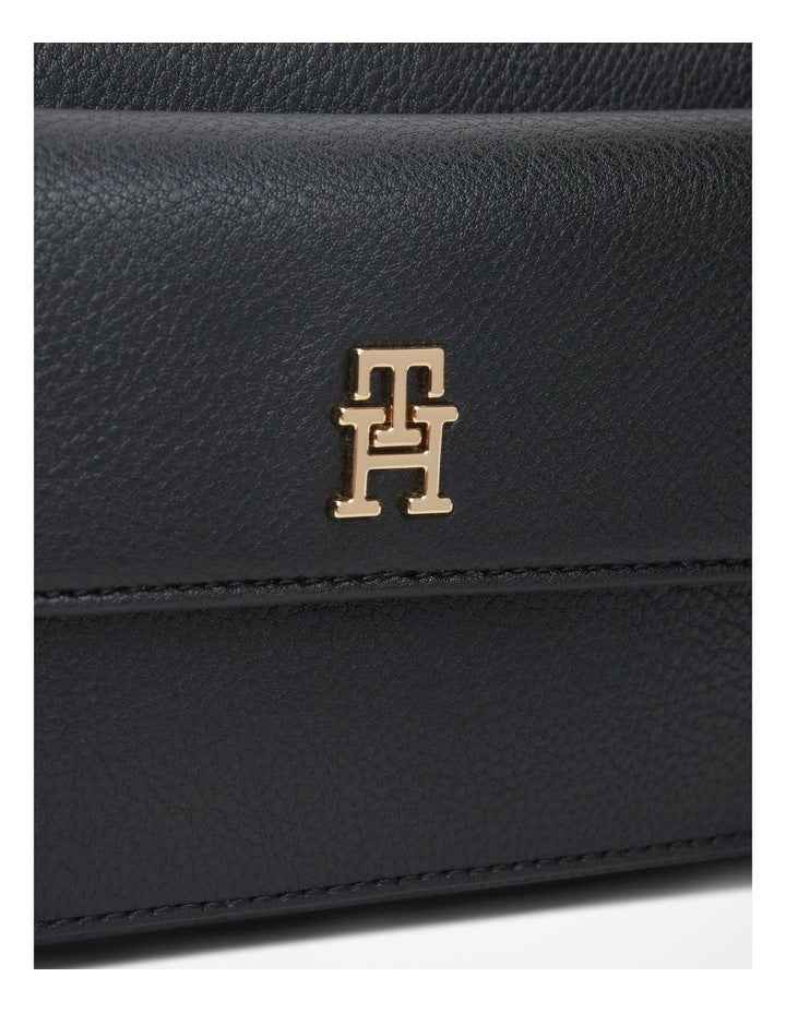 Hilfiger Icon Crossbody Camera Bag in Black
