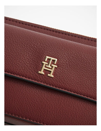 Hilfiger Icon Crossbody Camera Bag in Red