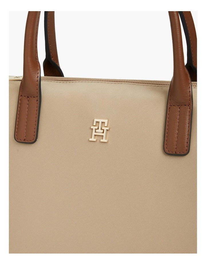 Popette Crossbody Tote Bag in Beige