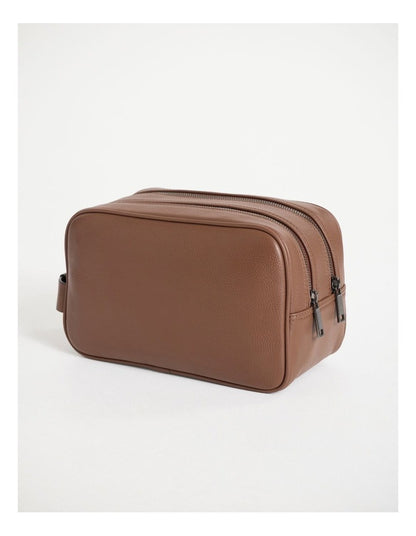 Dane Leather Washbag in Tan