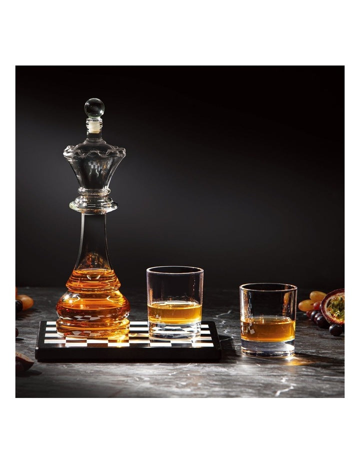 Preston Chess Whisky Set
