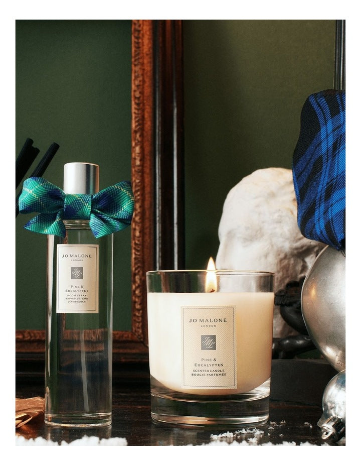 Pine & Eucalyptus Scented Candle 200g