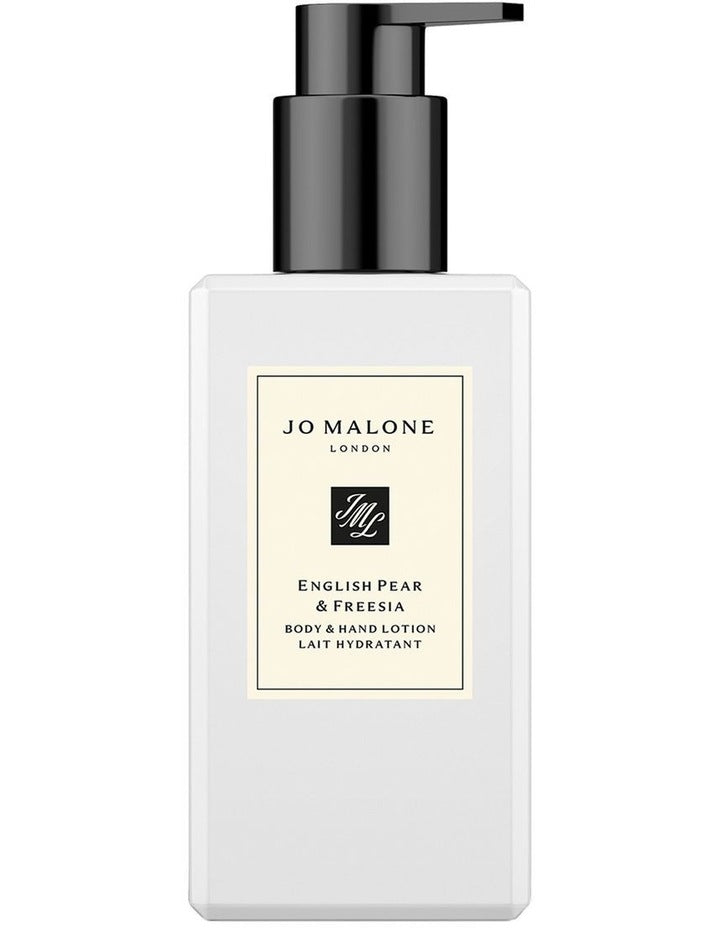 English Pear & Freesia Body & Hand Lotion 250ml