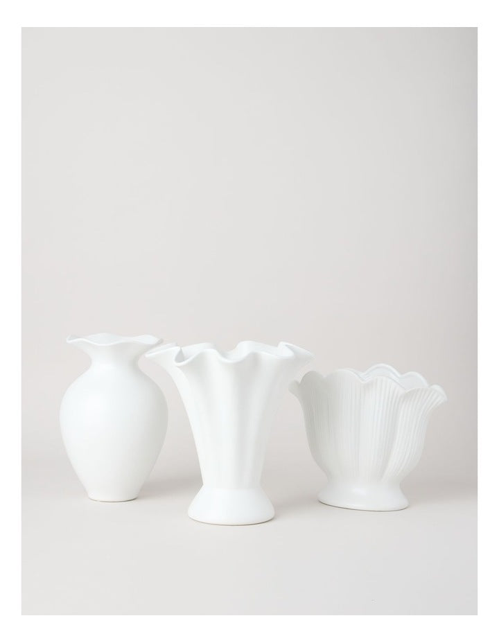 Posey Fan Ceramic Vase 25cm in White