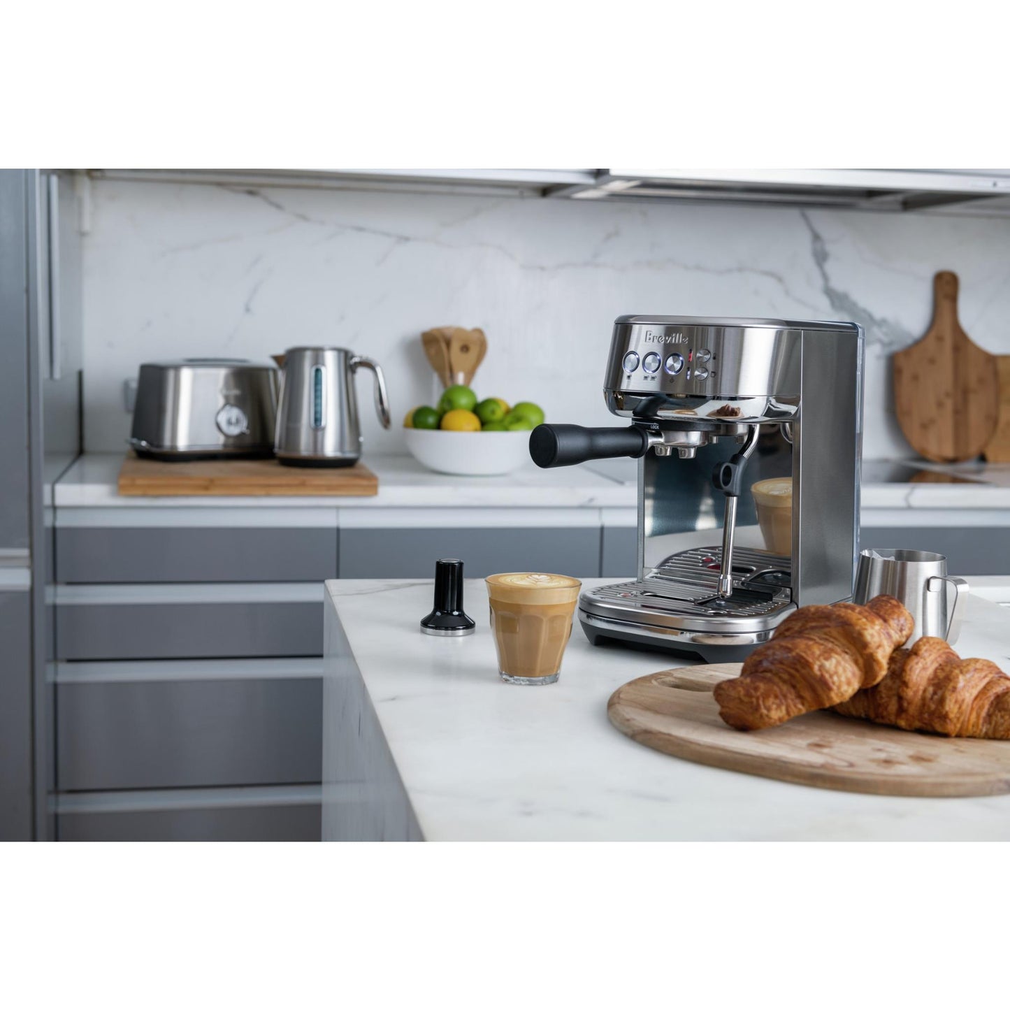 Breville Bambino Plus Espresso Coffee Machine (Black Truffle)
