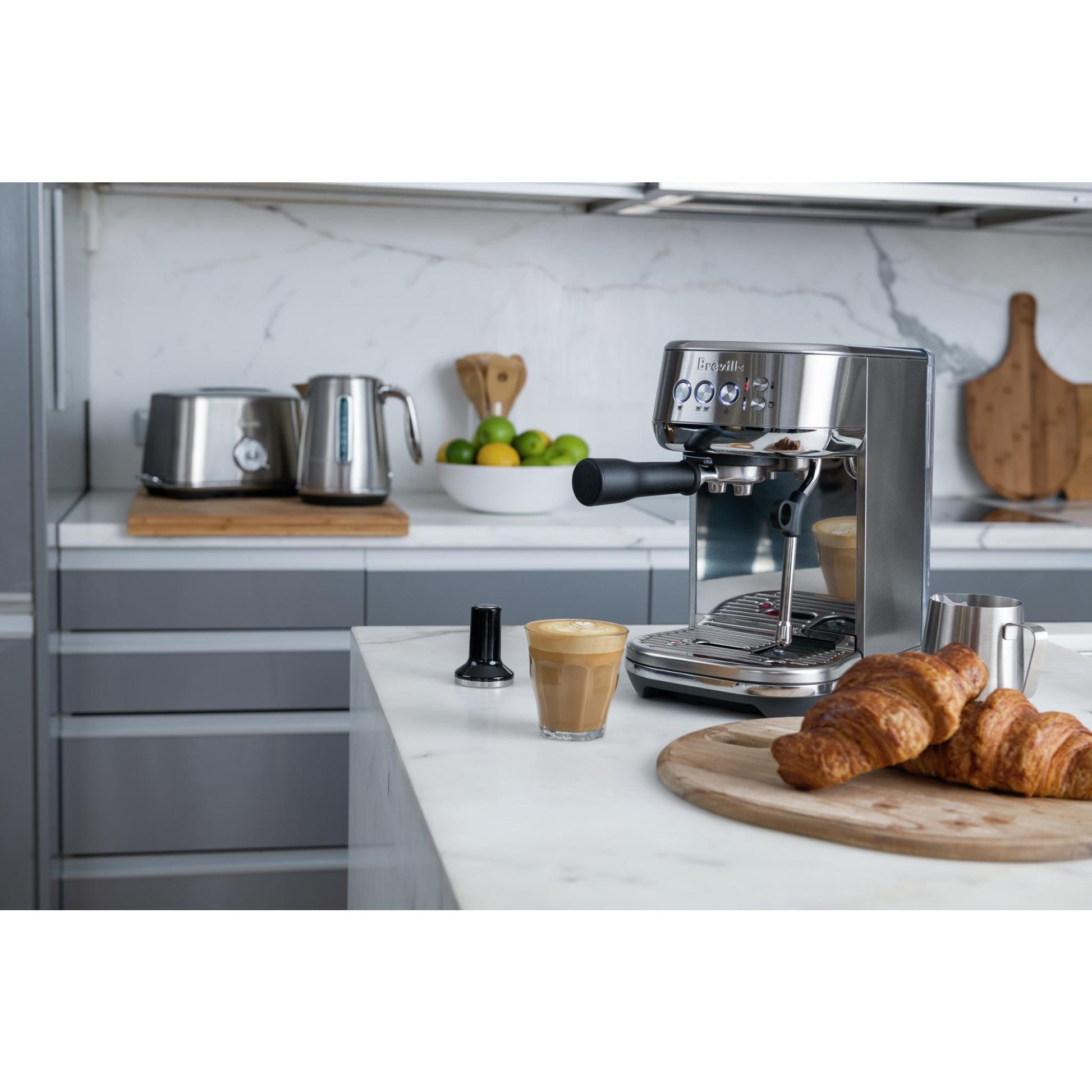 Breville Bambino Plus Espresso Coffee Machine (Black Truffle)