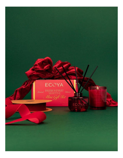 Passionfruit Martini Mini Gift Set