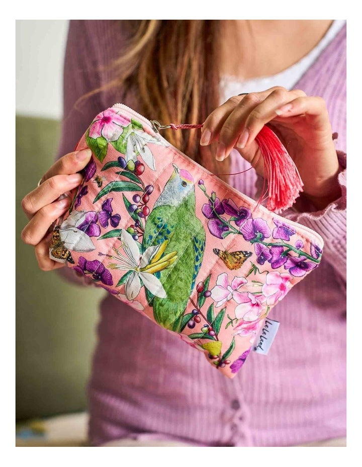 Comforter Pouch Bountiful Harvest