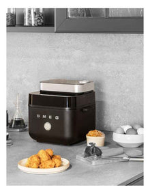 Air Fryer 7.3L in Matte Black AFC01BLMAU