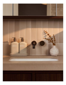 Bathroom Duo Bronze Edition in Sea Cotton & Coconut