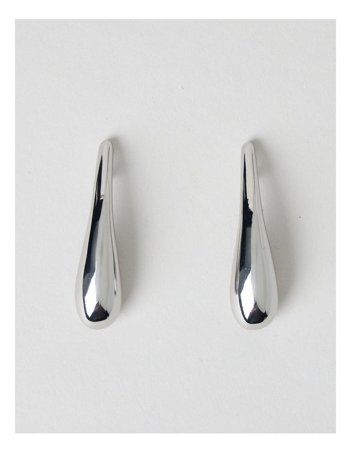 Smooth Drop Earring in Silver
