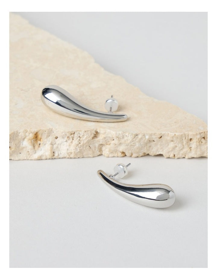 Smooth Drop Earring in Silver