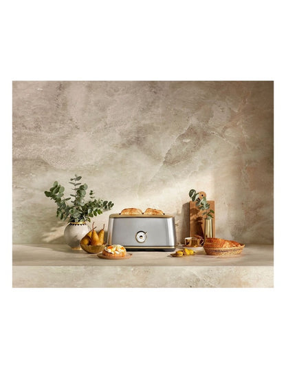 The Toast Select Luxe 4 Slice Long Slot in Brushed Stainless Steel Brass BTA740BSB2IAN1