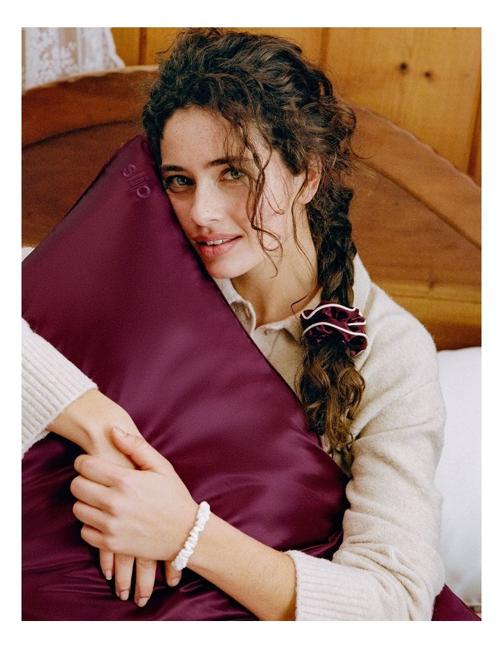 Pure Silk Queen Gift Set in Etta