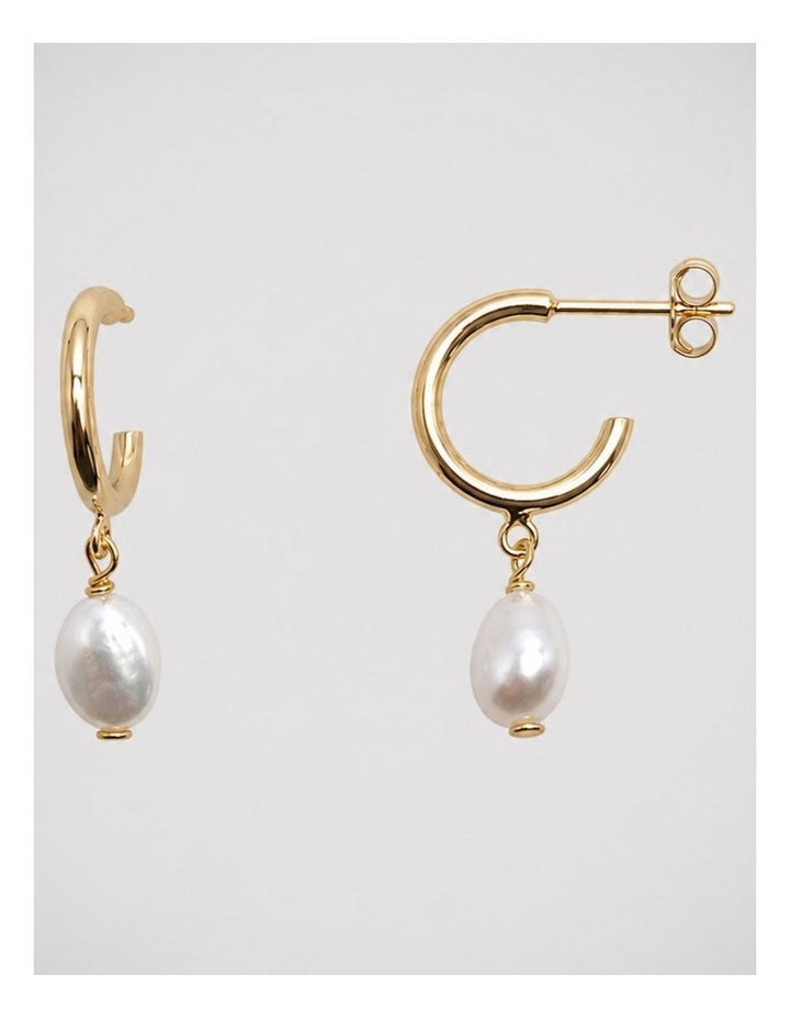 Dainty Freshwater Pearl Gold Huggies