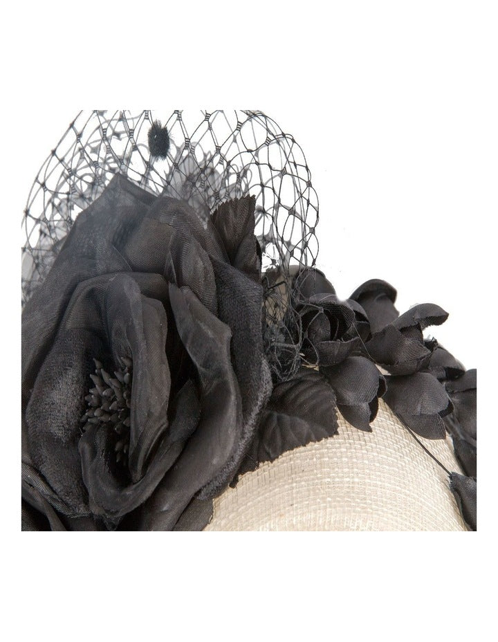 Fillies S337 Cream/Black Fascinator Fascinator in Cream/Black