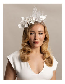 Fs1193 Dulcie White Fascinator Fascinator in White