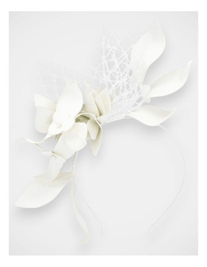 Fs1193 Dulcie White Fascinator Fascinator in White