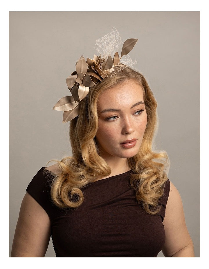Fs1193 Dulcie Gold Fascinator Fascinator in Gold