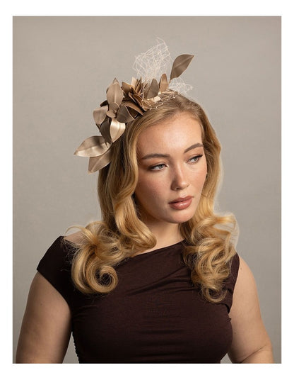 Fs1193 Dulcie Gold Fascinator Fascinator in Gold