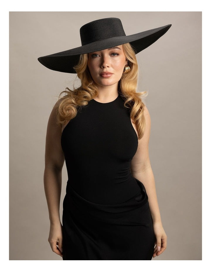 Hm761 Savannah Racewear Hat in Black