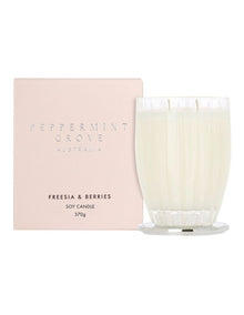Freesia & Berries Large Soy Candle 370g