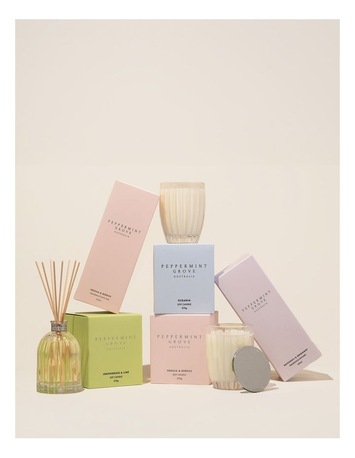 Oceania - Large Soy Candle 370g