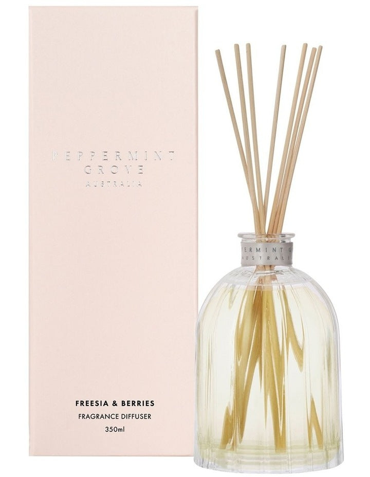 Freesia & Berries Large Fragrance Diffuser 350ml