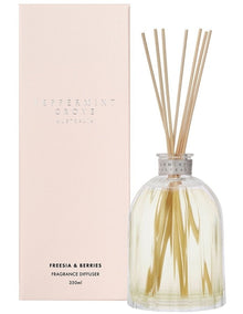 Freesia & Berries Large Fragrance Diffuser 350ml