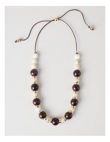 Beaded Short Necklace in Natural